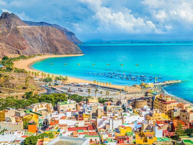 Canary Islands Tour & Beach Stay | 10 Days