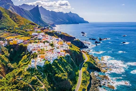 Canary Islands Tour & Beach Stay | 10 Days