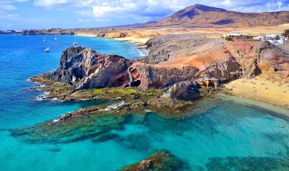 Canary Islands Tour & Beach Stay | 10 Days