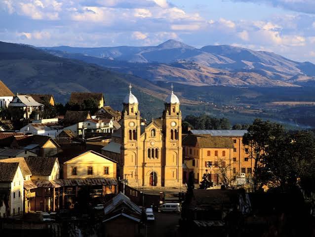 Madagascar Island Tour | 11 Days